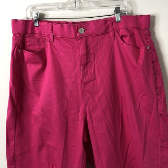 New York & Co. NWT Women's Ultra High Rise Wide Leg Pink Distressed Jeans 18W - Picture 2 of 11